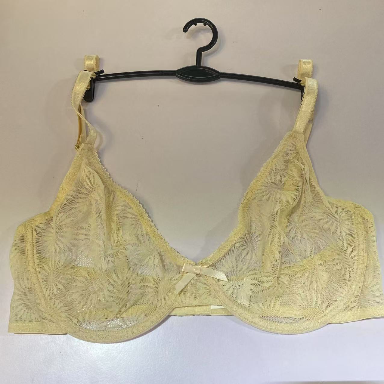 Plus Size Lace Bra Women Yello - مراجعة Minimizer Bra Women وسعره