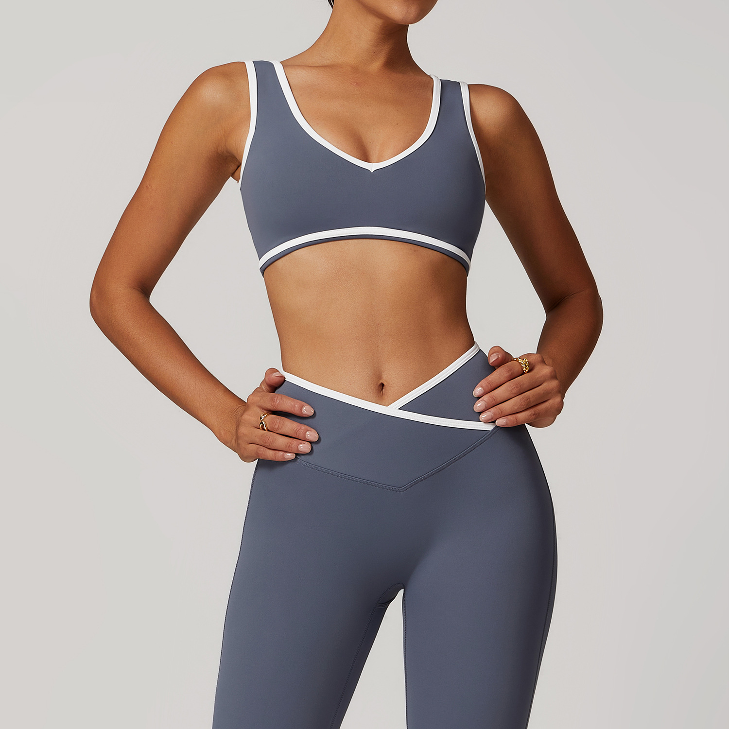 V-Neck Sports Bra Women Top Pu - مراجعة Plunge Bra Push Up وسعره