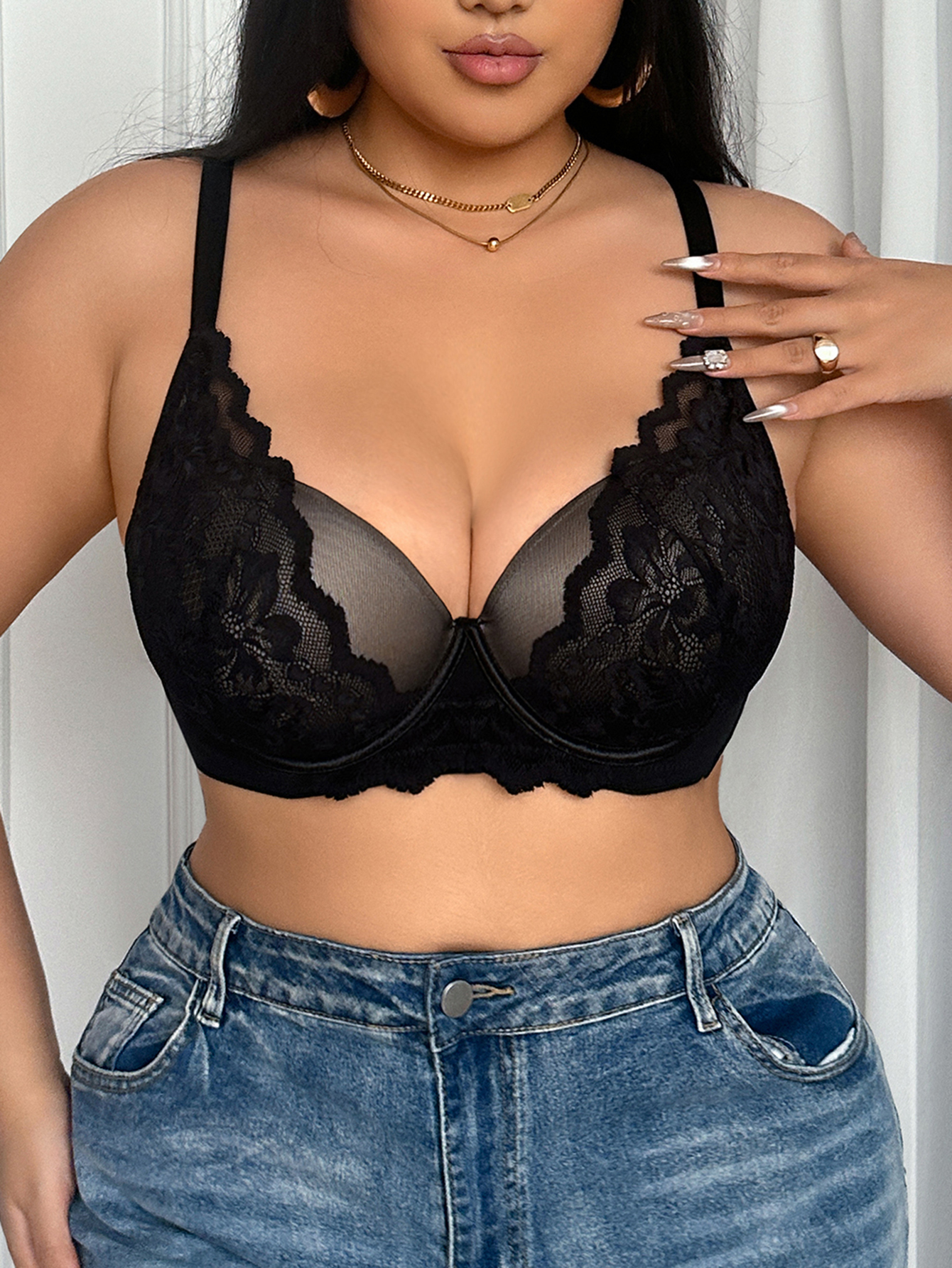Wide Strap Plus Size Women Bra - مراجعة Plunge Bra Push Up وسعره