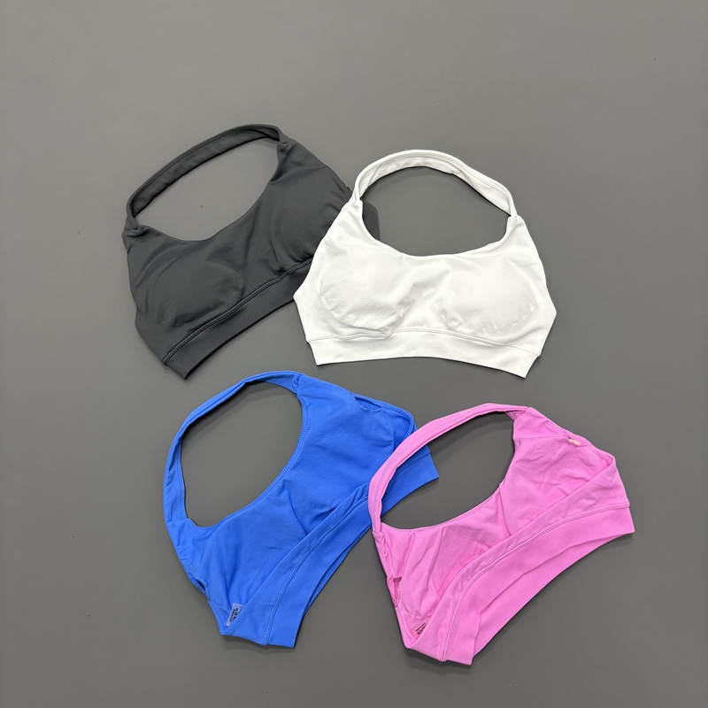 HISTELLO Seamless Halter Neck  - مراجعة T Shirt Bra Seamless وسعره