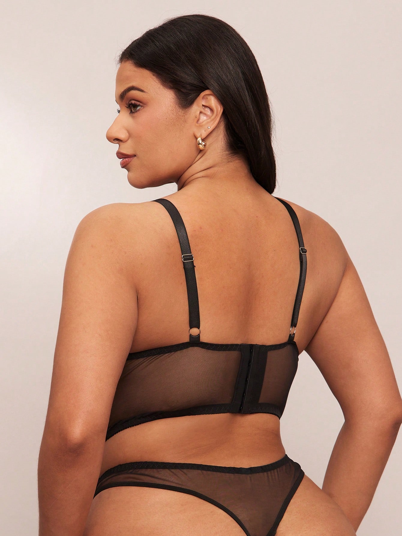 BAE Black Sheer Embroidered Pl - مراجعة Sheer Bra Lace وسعره