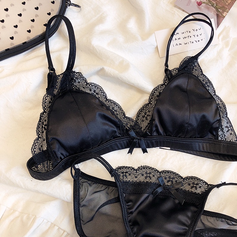 French Sexy Lace Triangle Cup  - مراجعة Cotton Bra Everyday وسعره